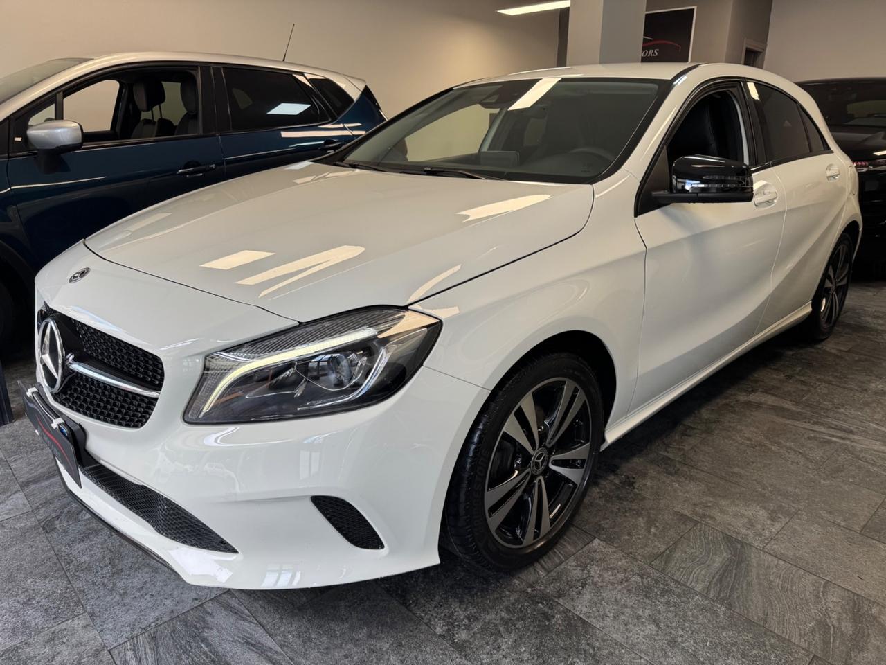 Mercedes-benz A 180 d Sport Finanziabile