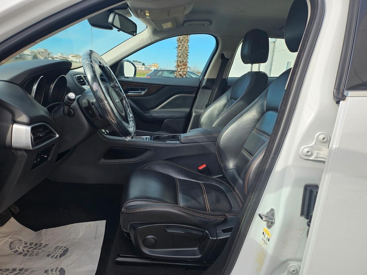 Jaguar F-Pace 2.0 D 180 CV AWD Prestige