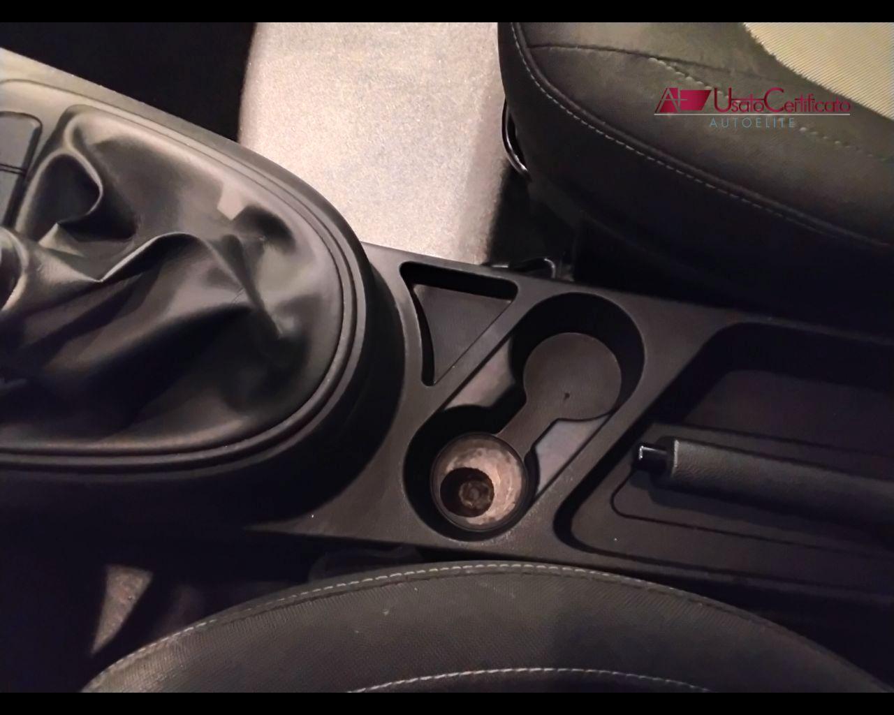 HYUNDAI i10 1.0 MPI Advanced