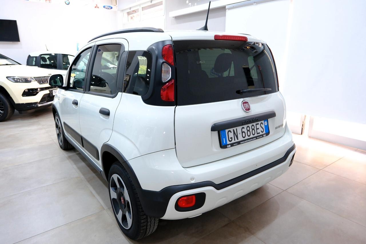 Fiat Panda Cross 70cv HYBRID CARPLAY