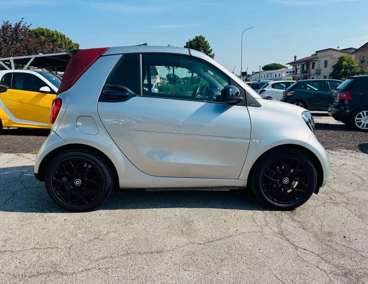 Smart ForTwo 70 1.0 twinamic cabrio Passion