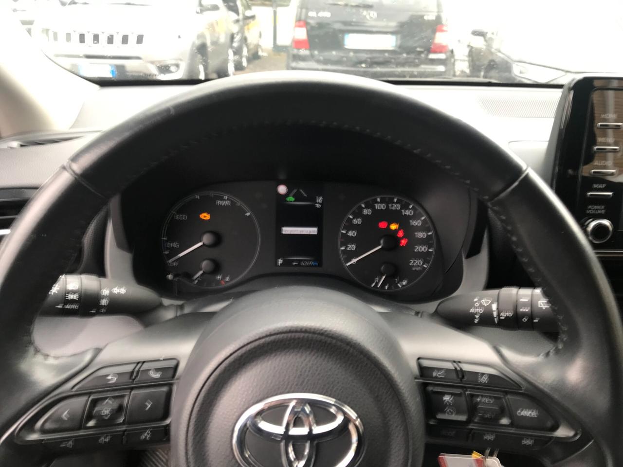 Toyota Yaris 1.5 Hybrid 5 porte Business