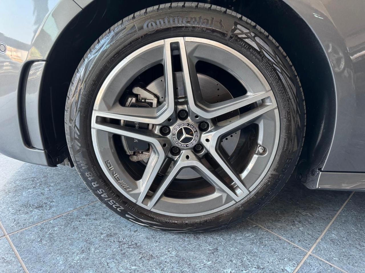 Mercedes B 250 e Plug in hybrid Amg (e EQ-POWER) Premium