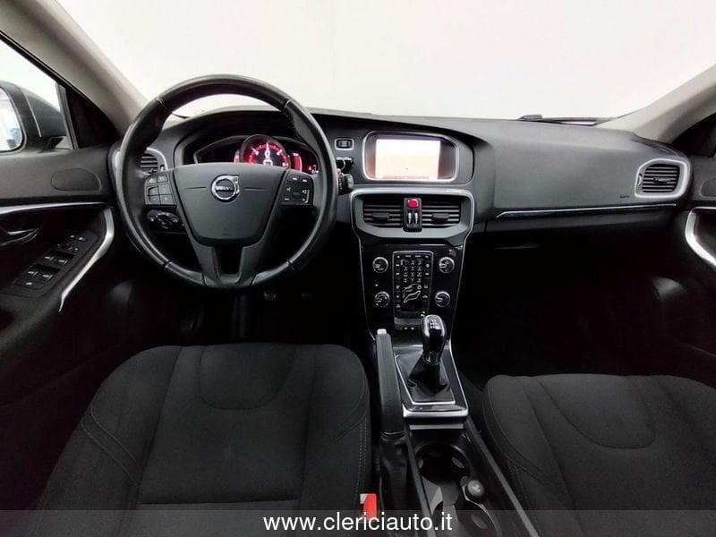 Volvo V40 D2