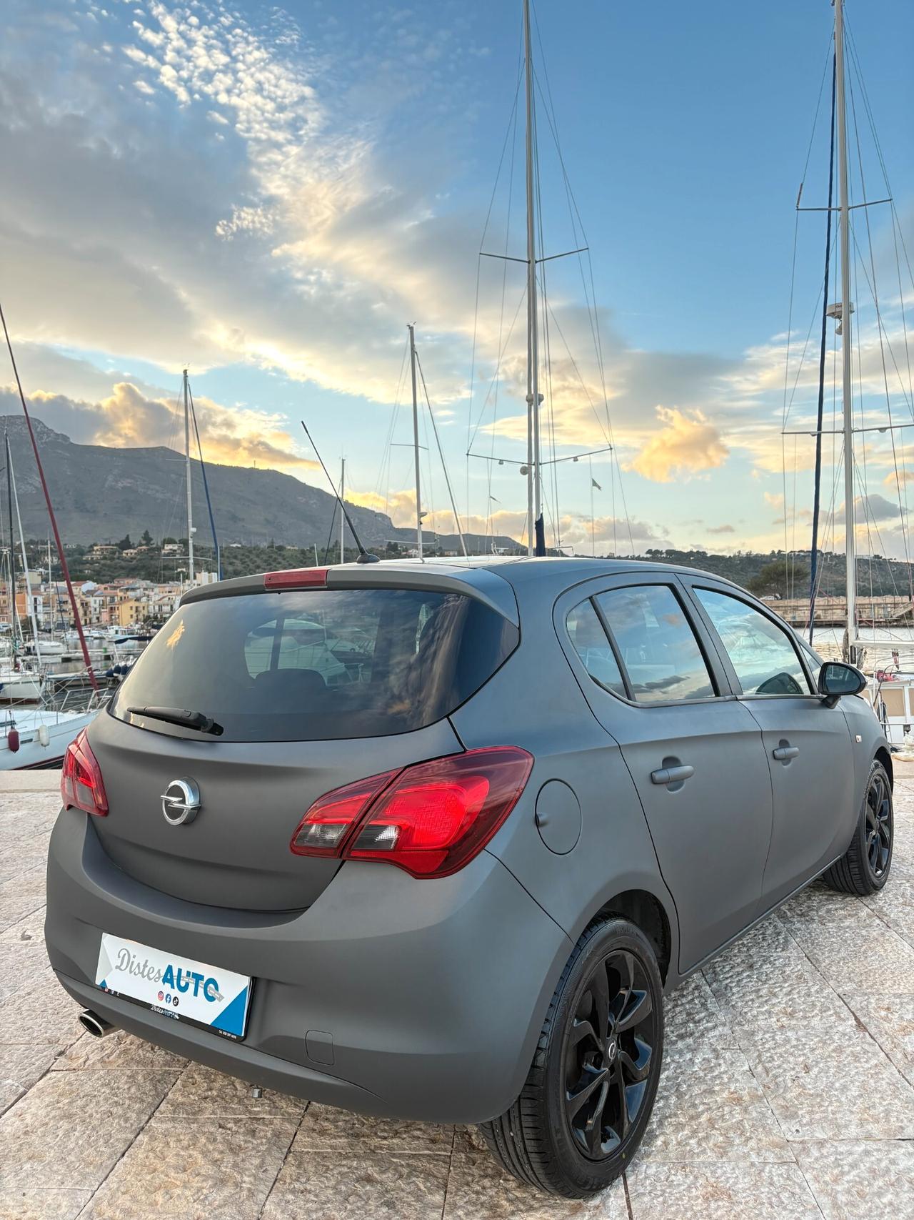 Opel Corsa perfetta su tutto 3295974916