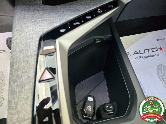 PEUGEOT 5008 Hybrid 145 e-DCS6 Allure