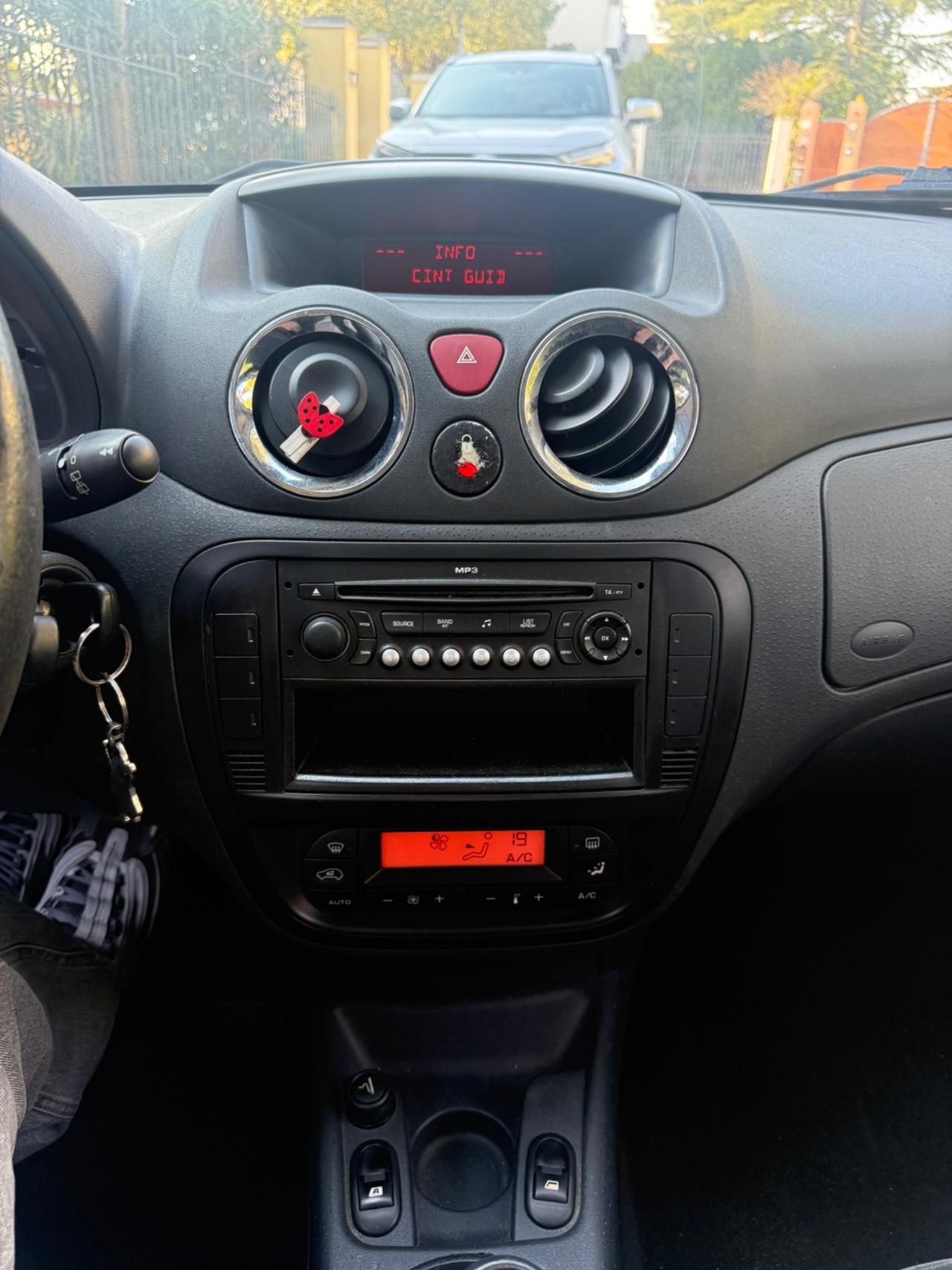 Citroen C3 Exclusive 1.1 benzina Unipropr NEOPATENTATI