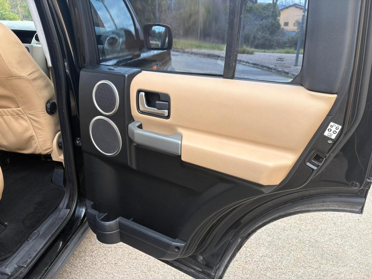 Land Rover Discovery 3 2.7 TDV6 HSE