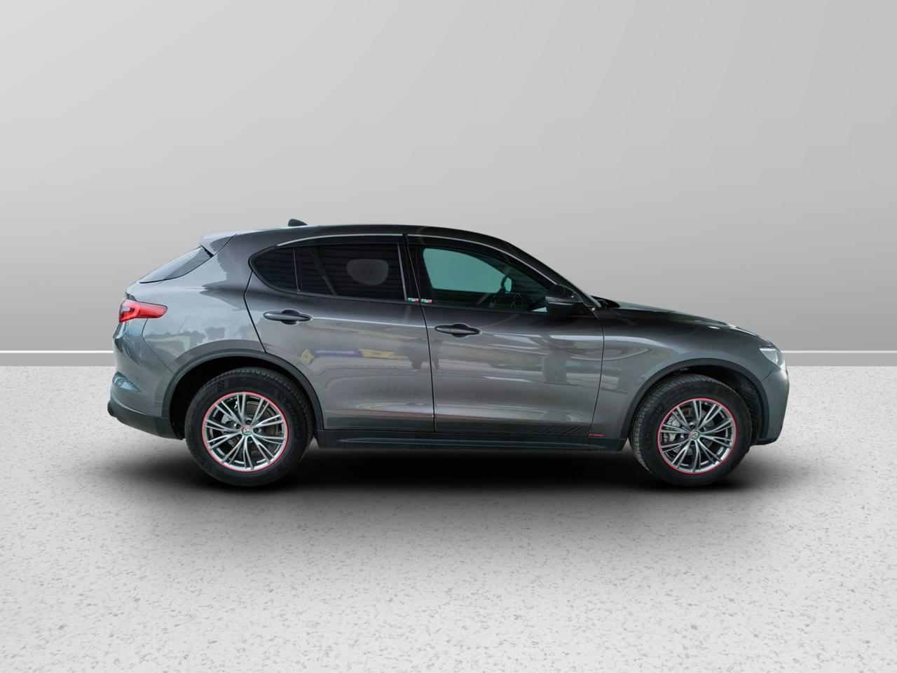 ALFA ROMEO Stelvio 2017 - Stelvio 2.2 t Executive Q4 210cv auto my19