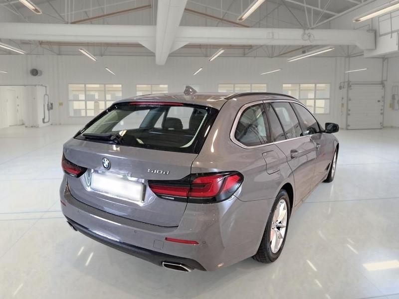BMW 518 48V Business Touring Auto