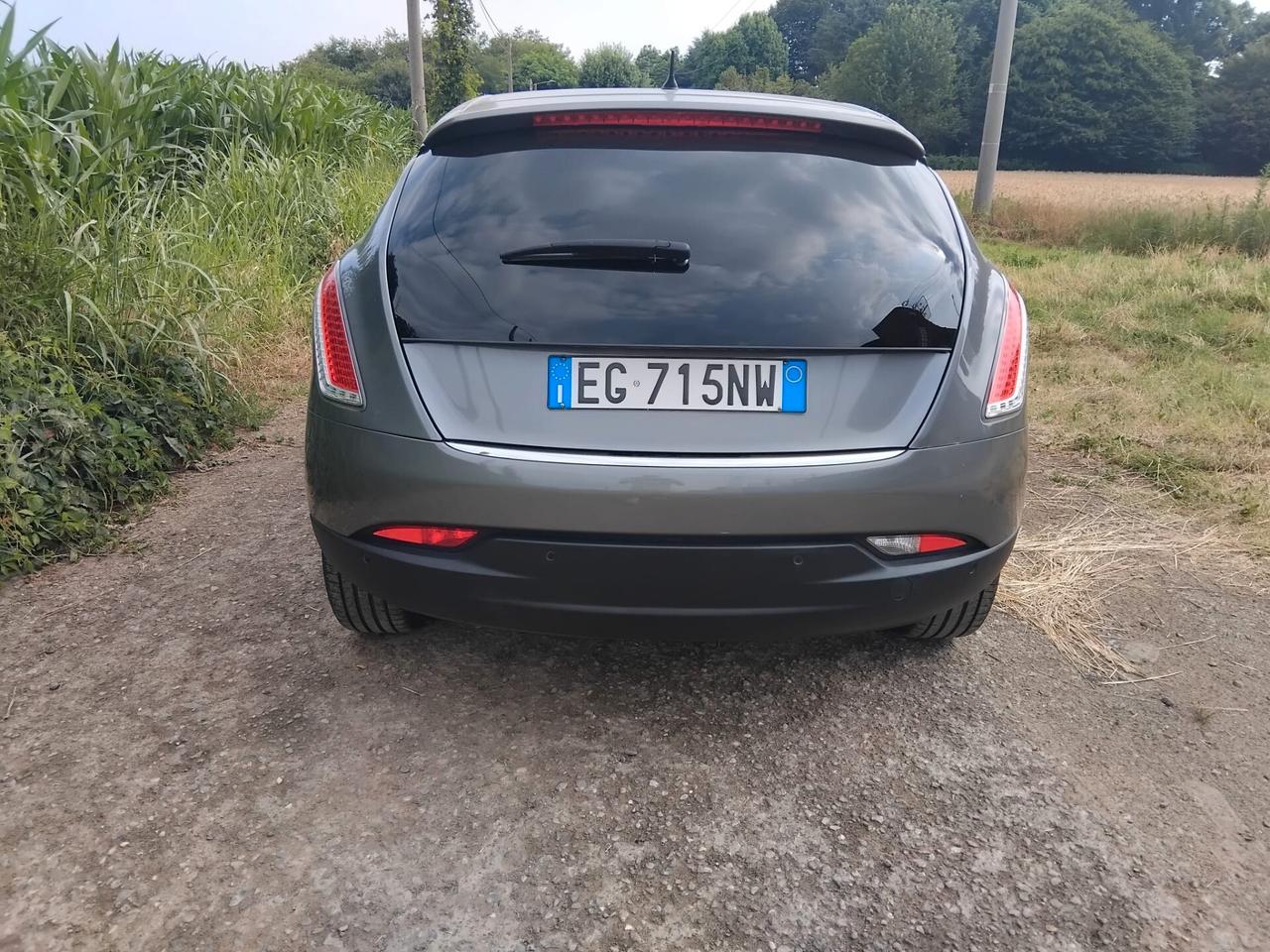 Lancia Delta 1.6