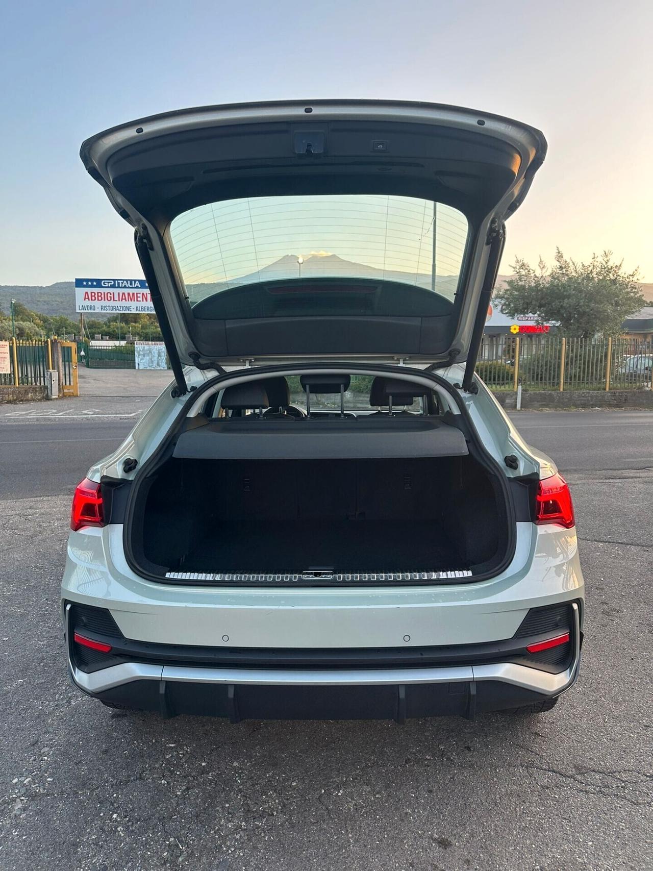 Audi Q3 35 TDI quattro S line edition