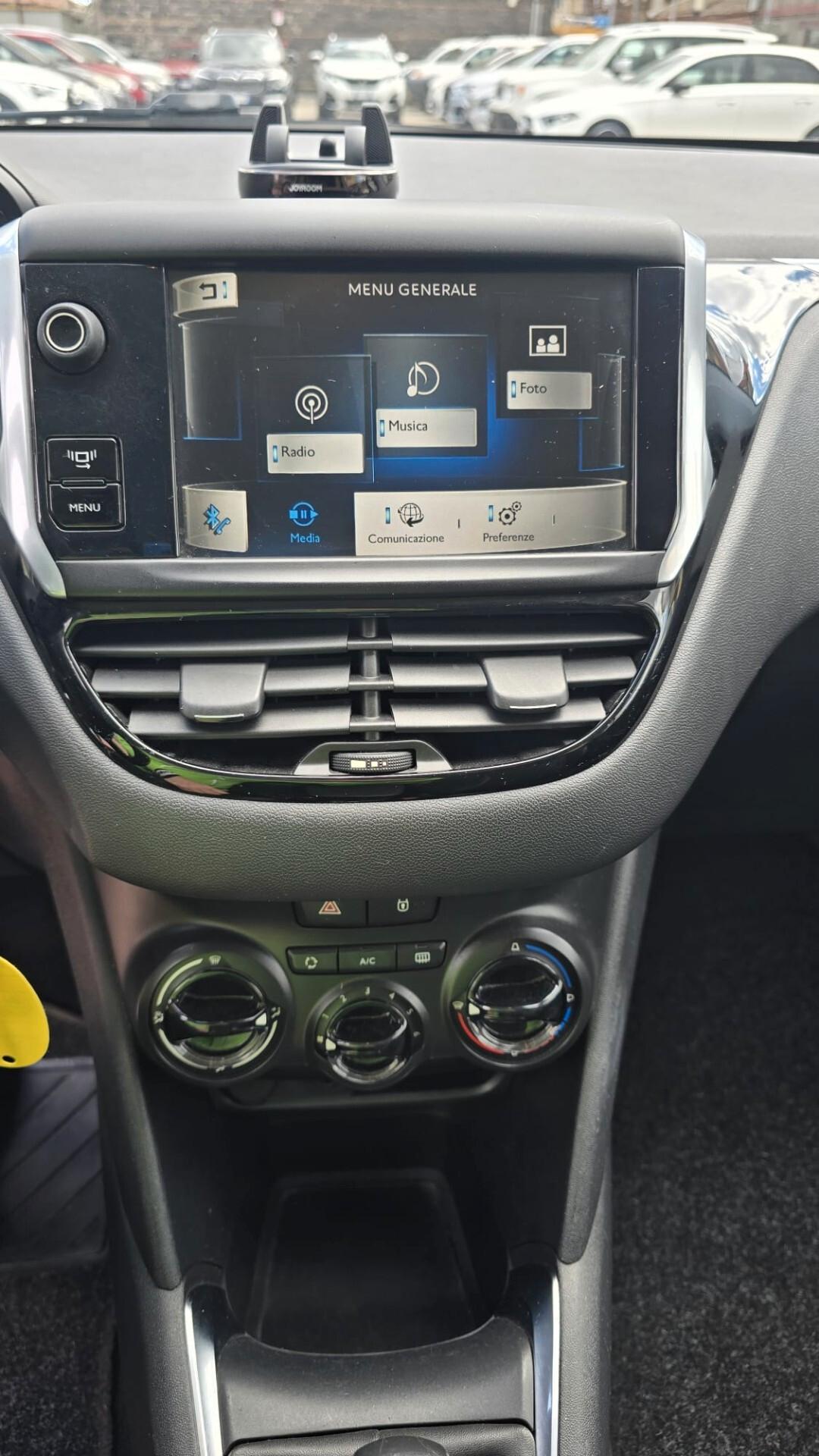 Peugeot 208 1.2 VTi 82 CV 5 porte Allure