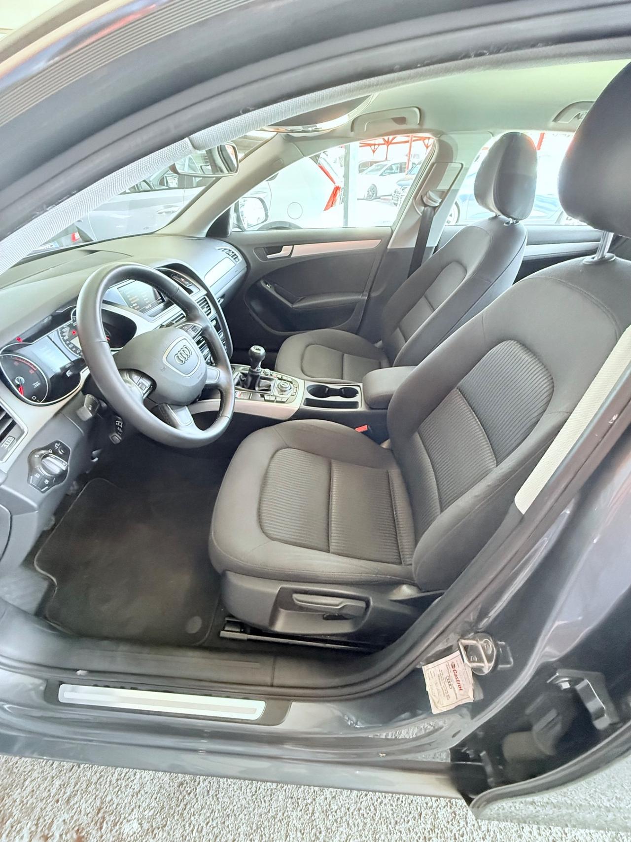 Audi A4 2.0 TDI 120 CV Advanced-( 78 mila km -unipro )