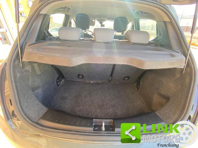 LANCIA Ypsilon 1.2 69 CV 5 porte Platinum