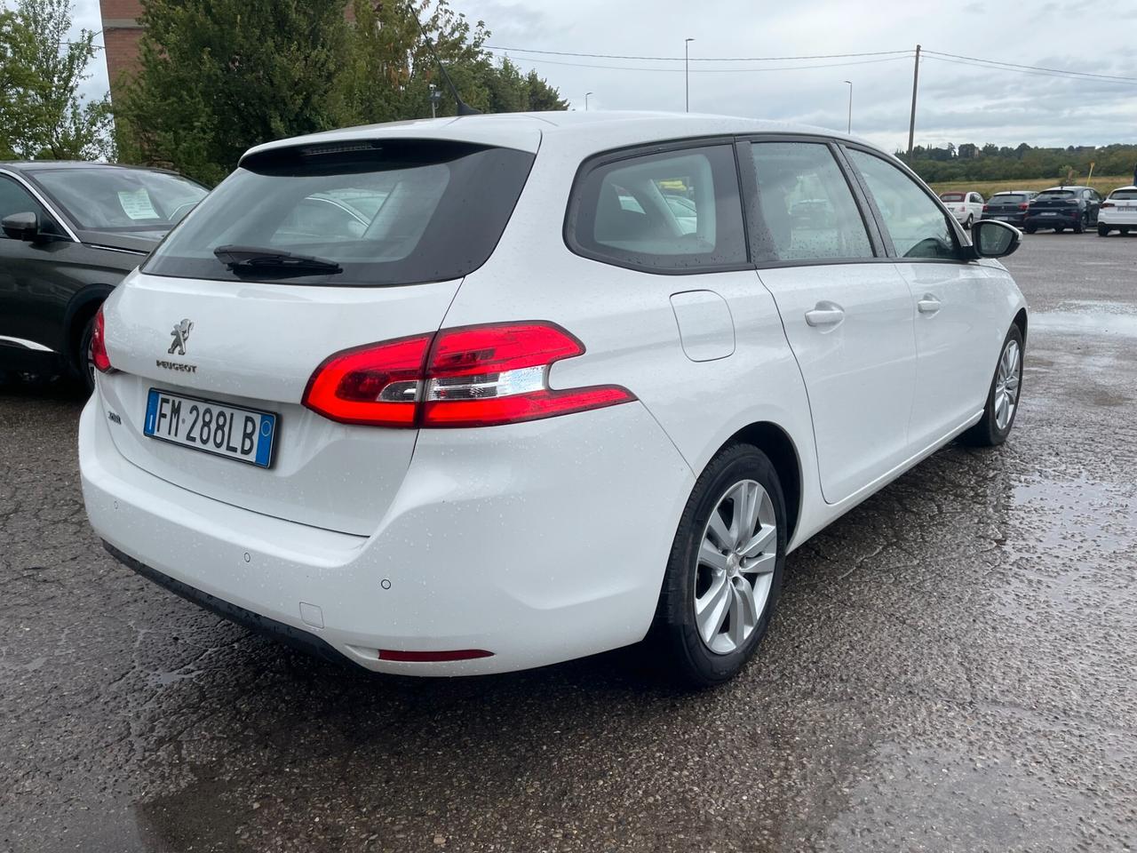 Peugeot 308 BlueHDi 100 S&S SW Business IVA ESPOSTA