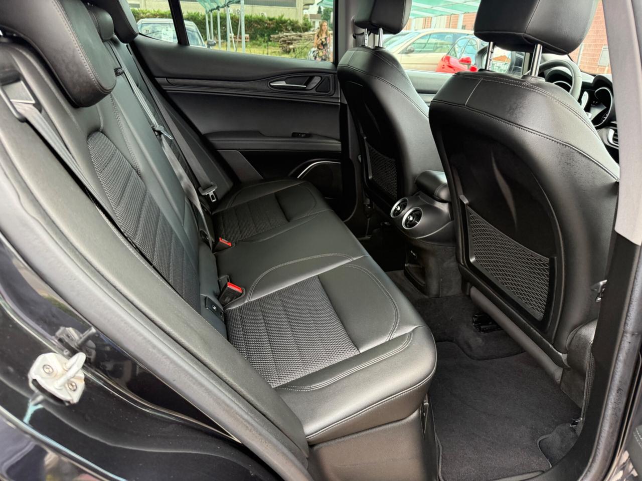 Alfa Romeo Stelvio 2.2 Turbodiesel 210 CV AT8 Q4 Executive