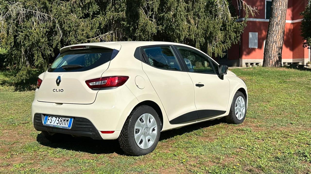 Renault Clio VAN dCi 8V 75CV Start&Stop 5P 2018 LEGGI TESTO