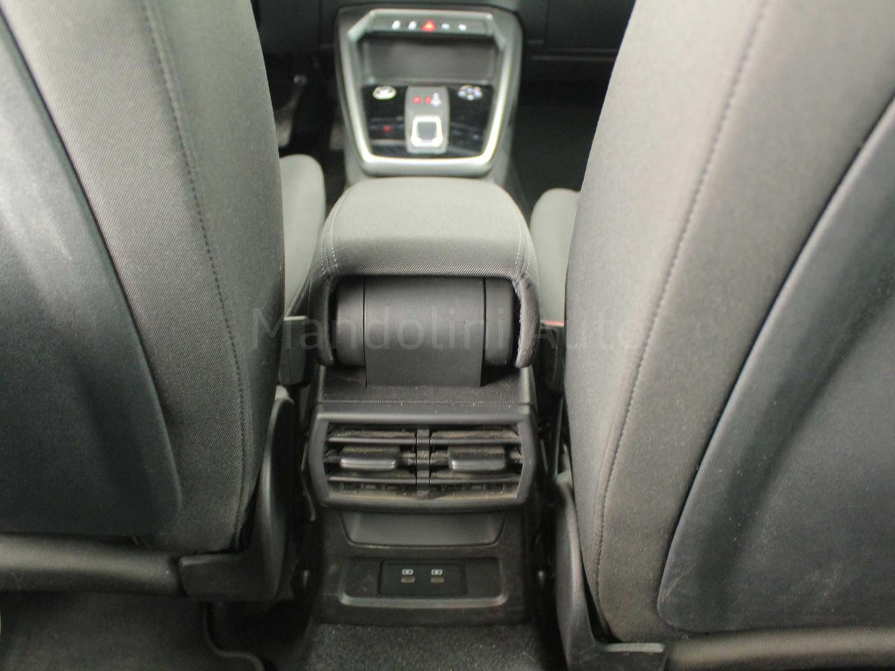 Audi A3 sportback 30 1.5 g-tron business s tronic