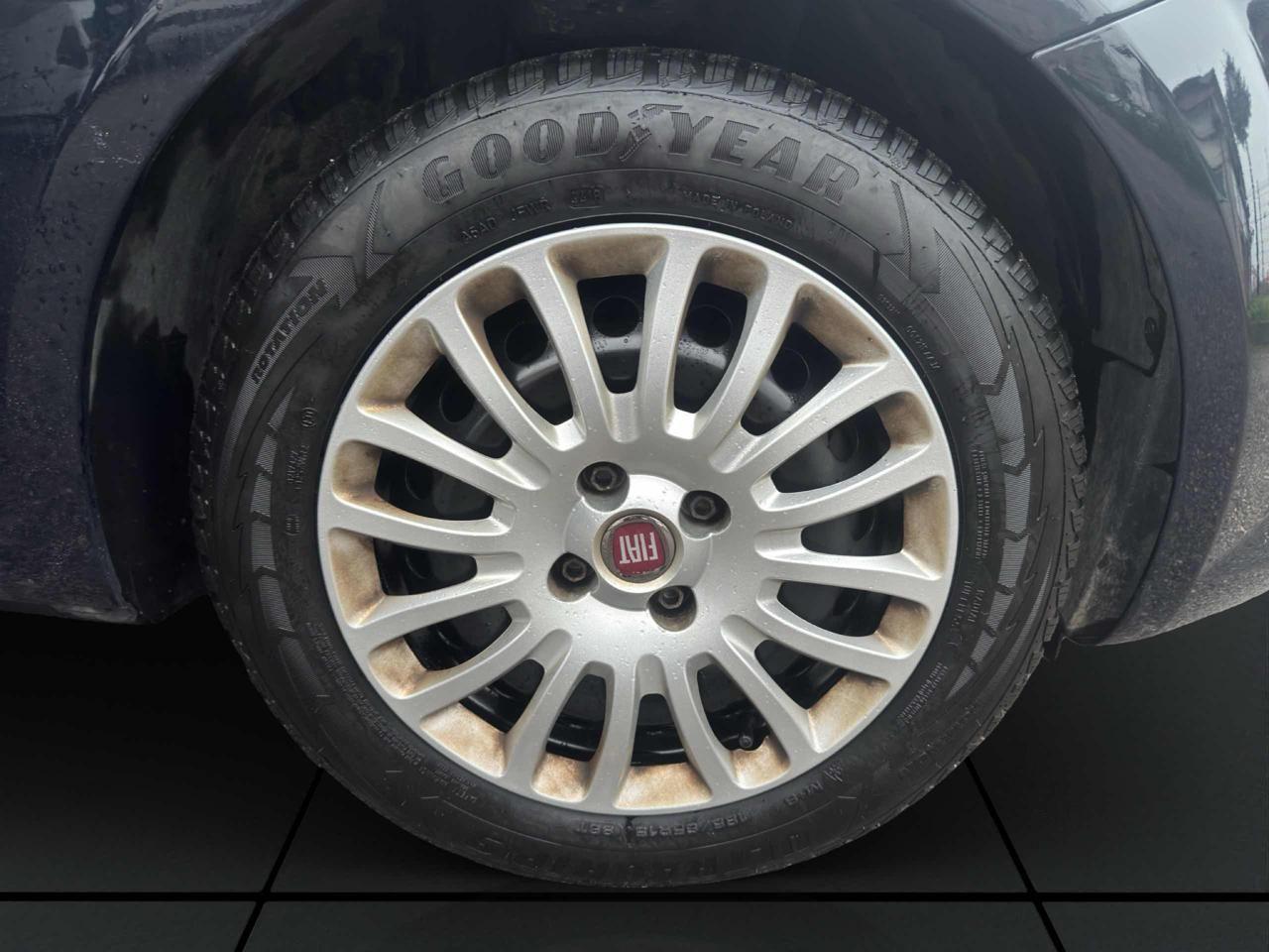 Fiat Punto 1.3 MJT 95 CV STREET-CRUISE-SENSORI-X NEOPATENTATI