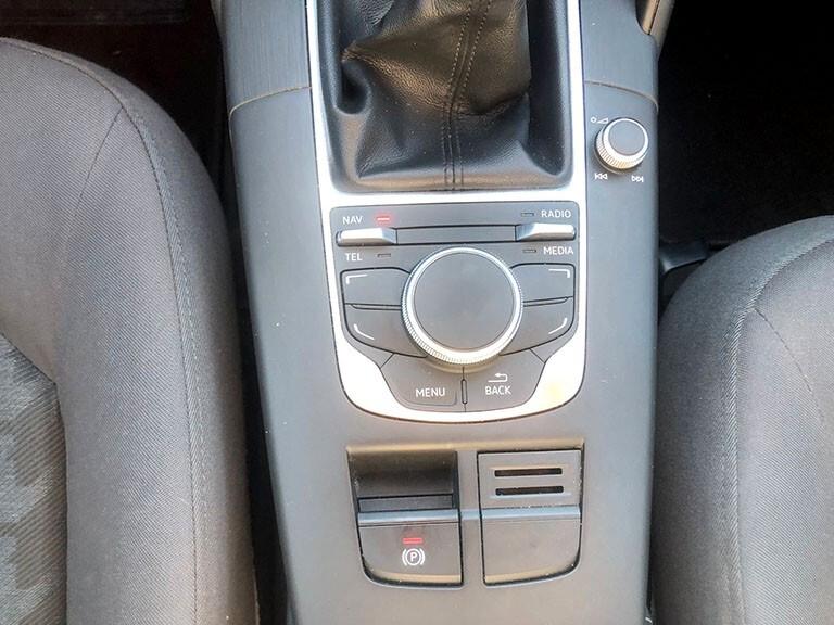 Audi A3 2.0 TDI 150 CV clean diesel Ambition