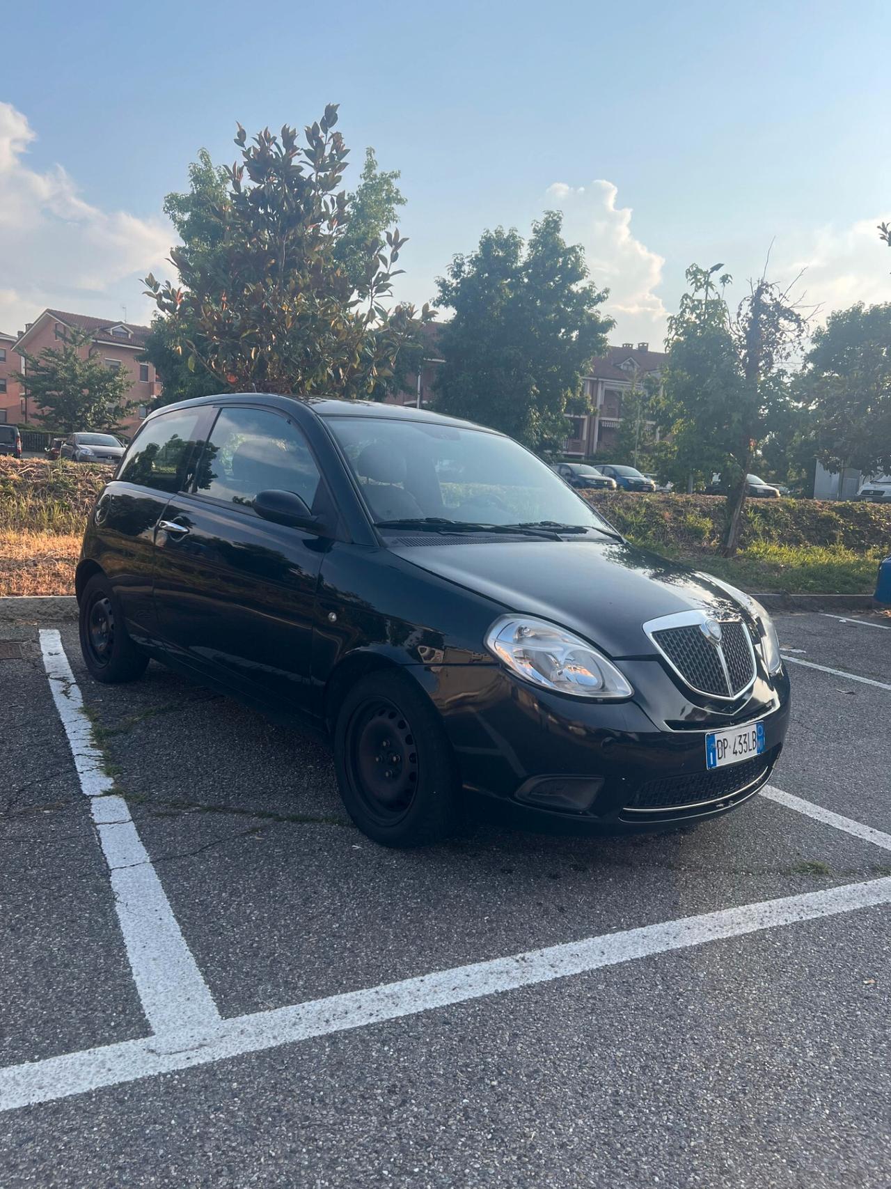 Lancia Ypsilon 1.2 GPL adatta a neopatentati