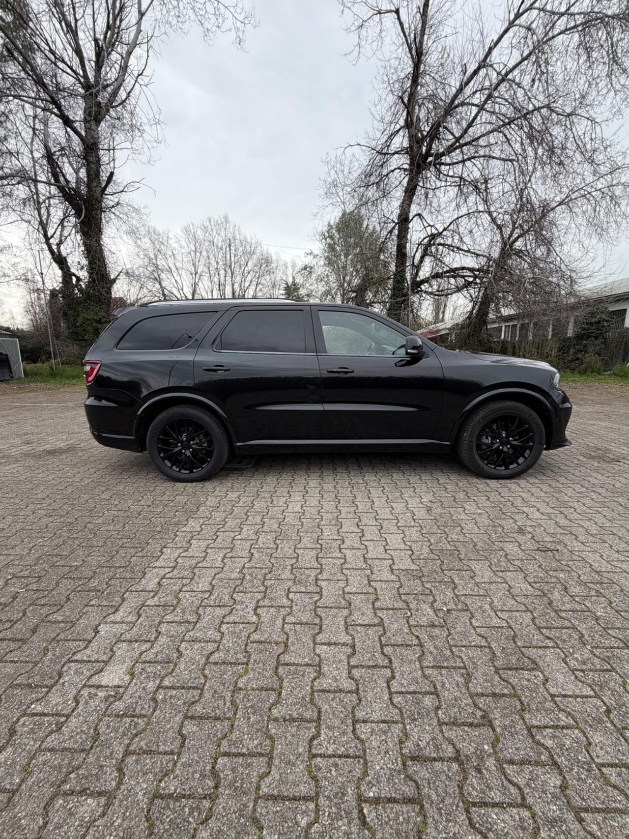 Dodge Durango SXT plus Widebody SRT
