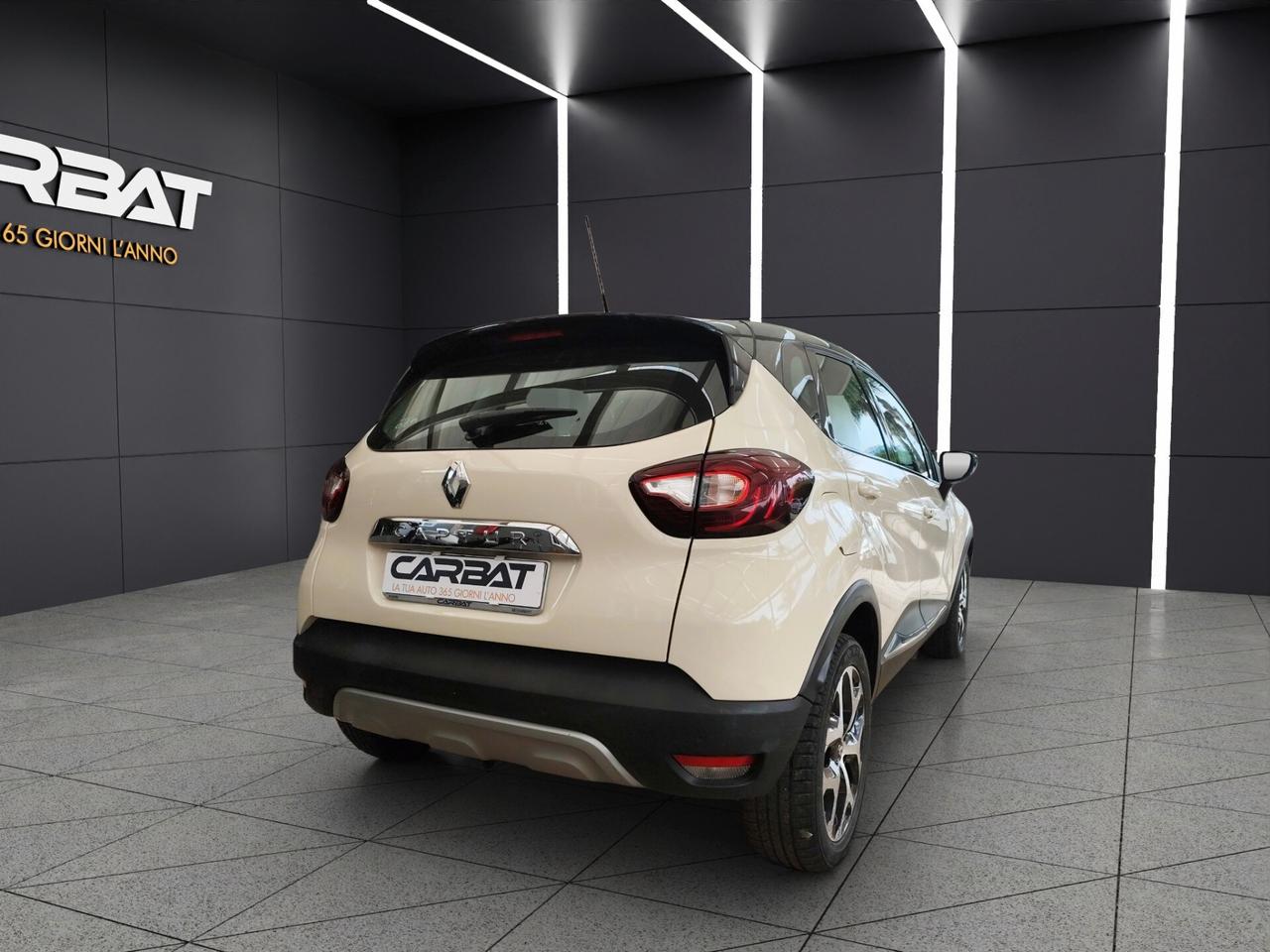 RENAULT Captur 1ª serie Captur dCi 8V 110 CV S...