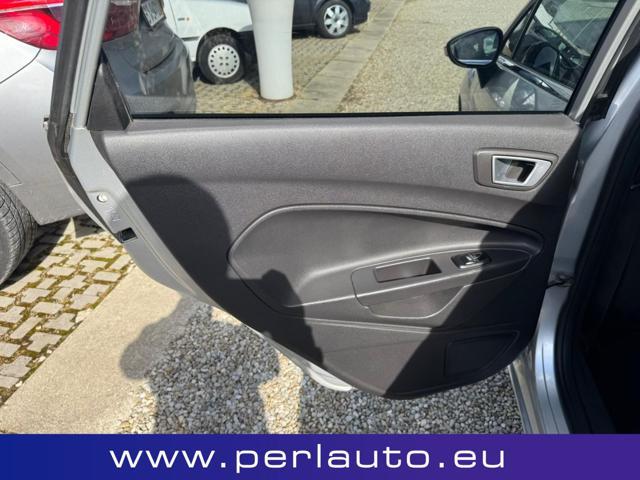 FORD Fiesta 1.0 80CV 5 porte Titanium