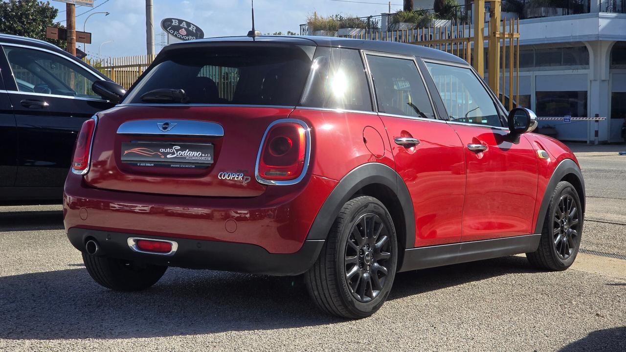 Mini Cooper D 1.5 Business 5p