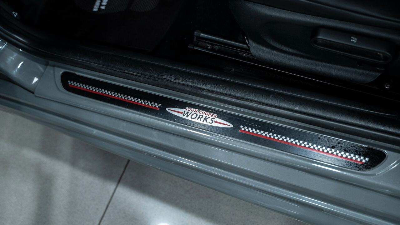 Mini Countryman John Cooper Works 2.0 3P 231 CV AUTO XENO NAVI FULL OPTIONAL