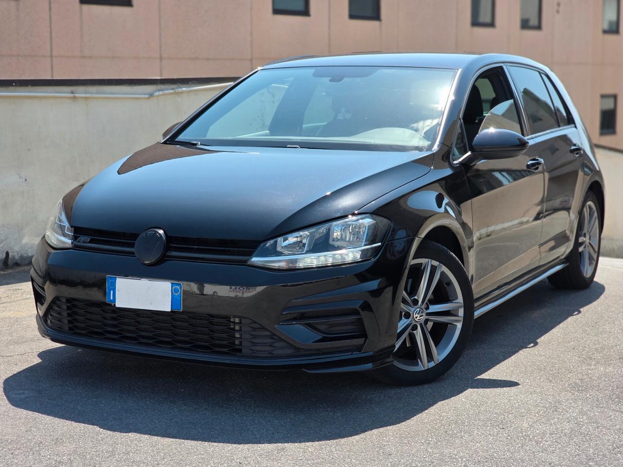 Volkswagen Golf 1.5 TSI ACT 5p. Sport R line