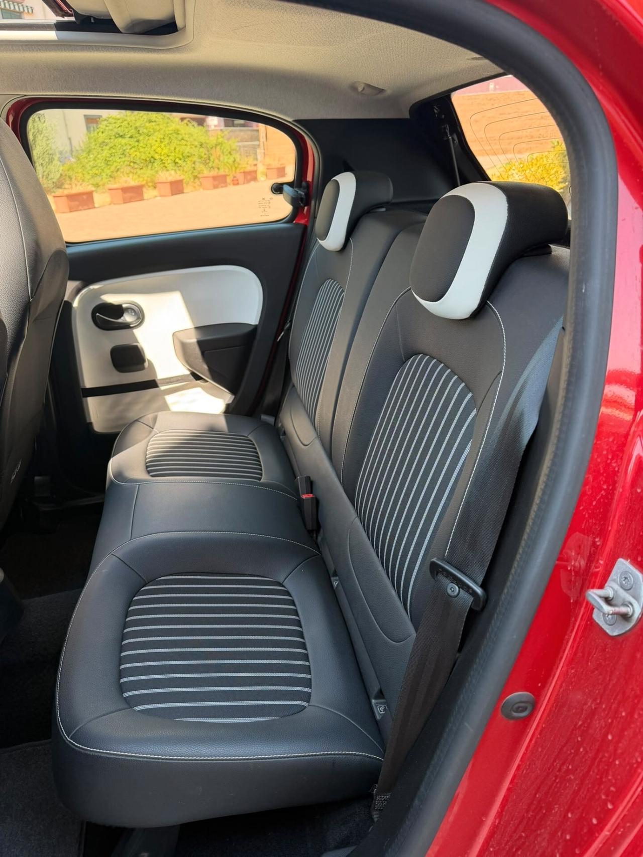 Renault Twingo TCe 95 CV EDC Intens