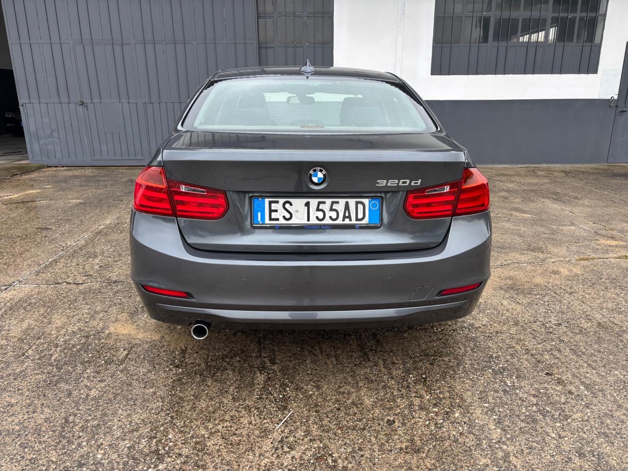 BMW 320d 2.0D 163cv . Garanzia 12 mesi