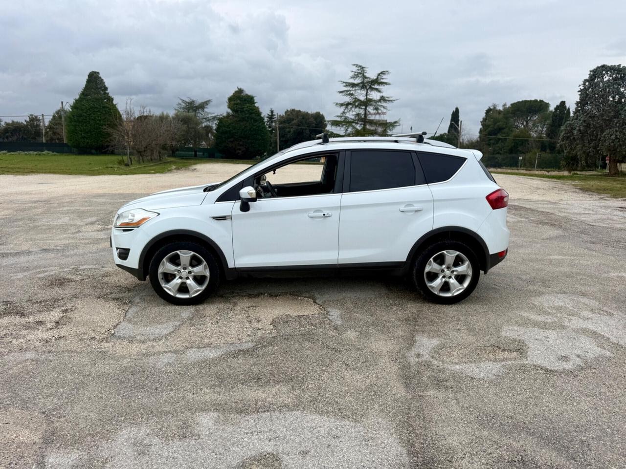 Ford kuga 4x4 titanium 2.0 TDCi neopatentati
