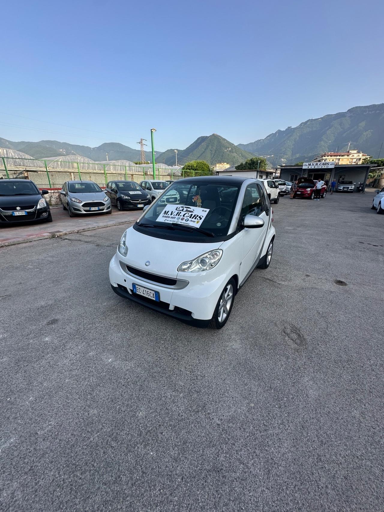 Smart ForTwo 1000 52 kW MHD coupé passion