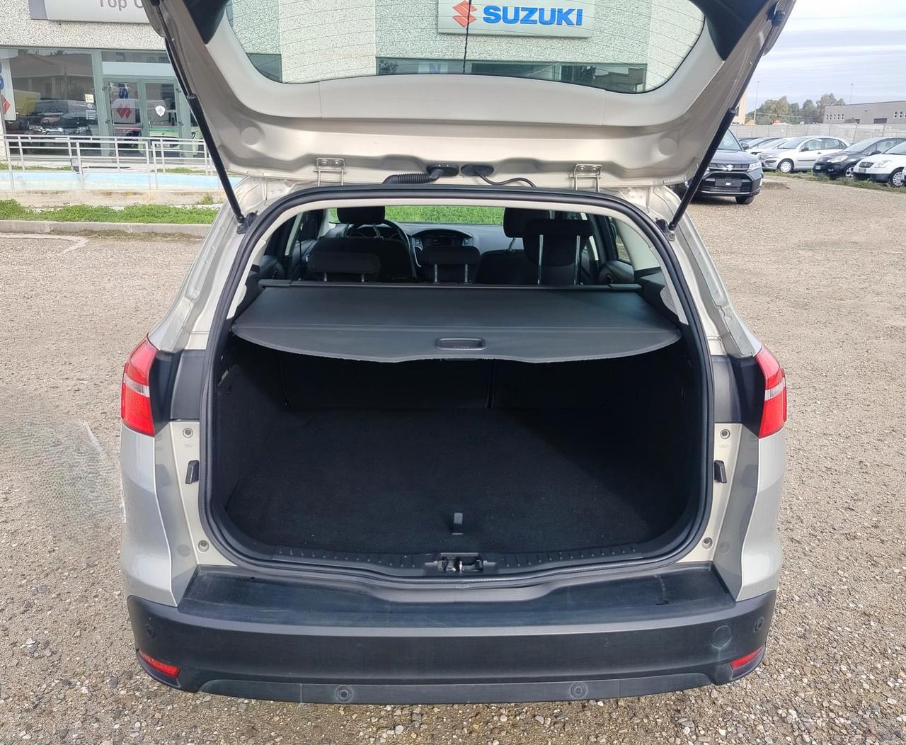 Ford Focus Station Wagon Focus SW 1.5 Tdci Business 120cv