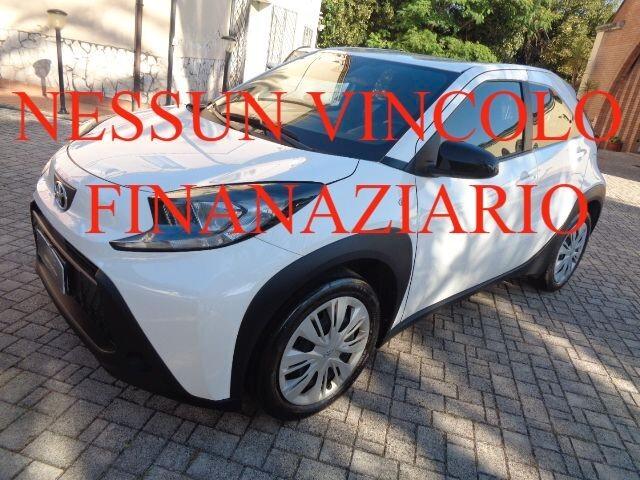 Toyota Aygo X 1.0 VVT-i 72 CV 5 porte Active S-CVT NESSUN VINCOLO DI FINANZIAMENTO