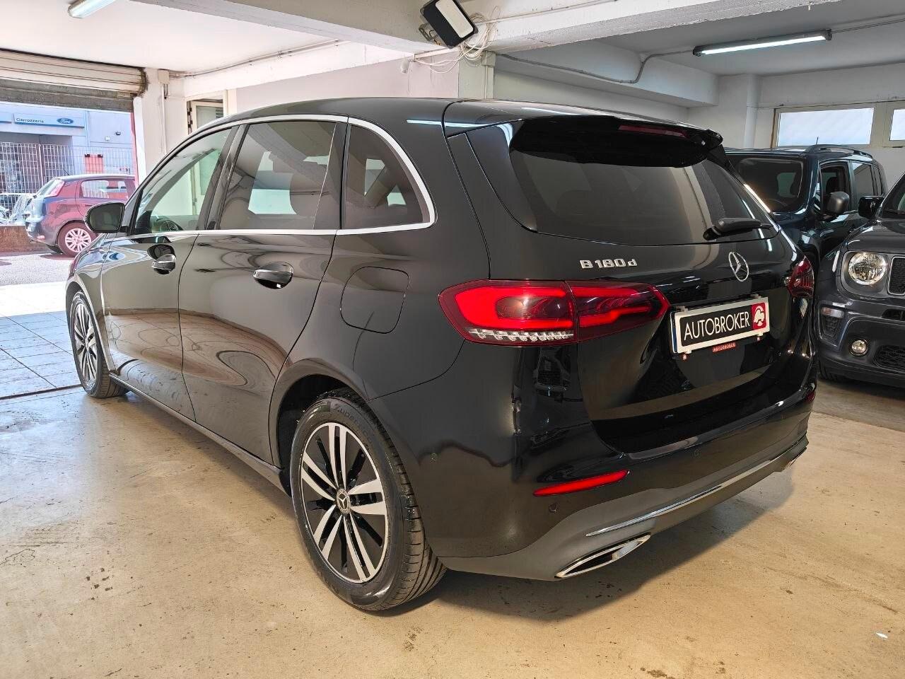 MERCEDES Classe B (W247) B 180 d Automatic ...