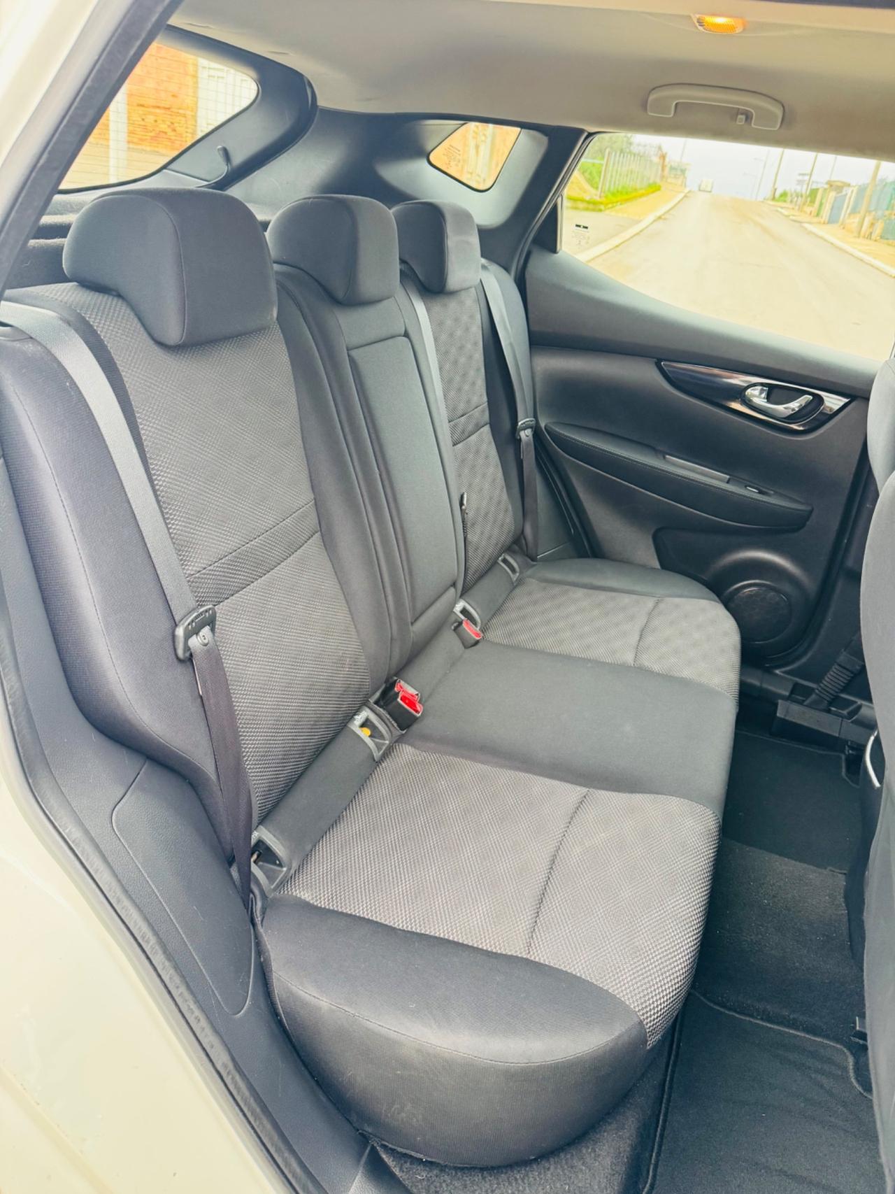 Nissan Qashqai 1.5 dCi Tekna