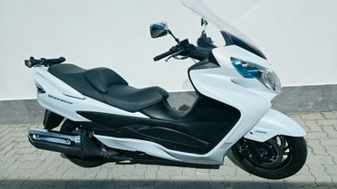 Suzuki AN Burgman 400 ABS