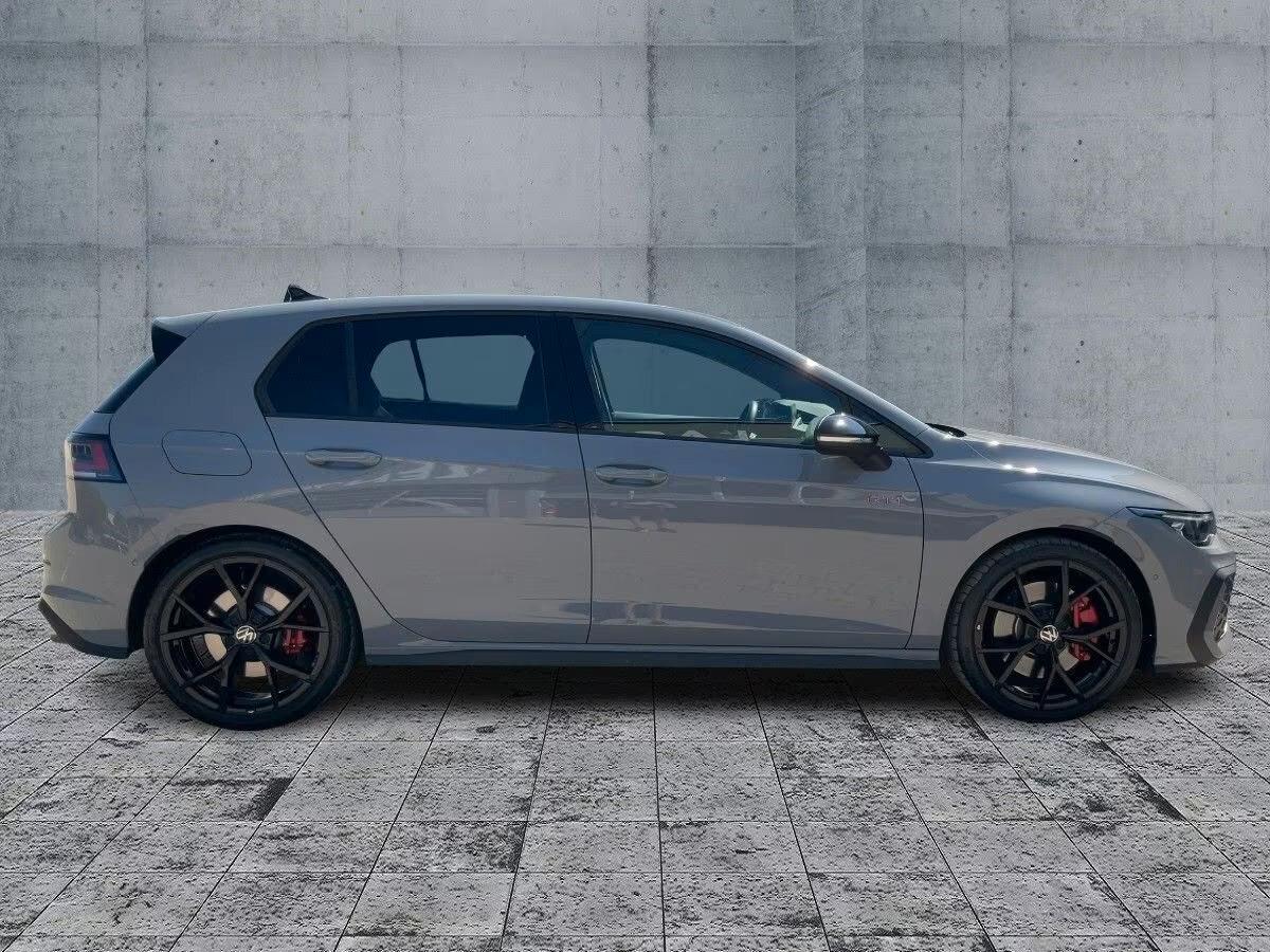 Volkswagen Golf 8.5 GTI 2.0 TSI DSG
