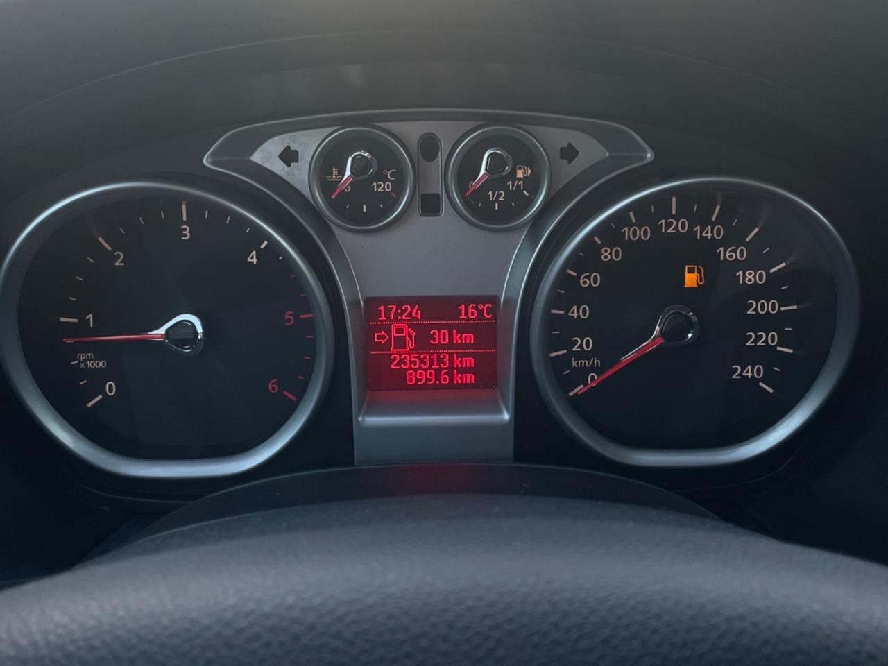 Ford Focus 1.6 TDCi (110CV) SW Tit. DPF