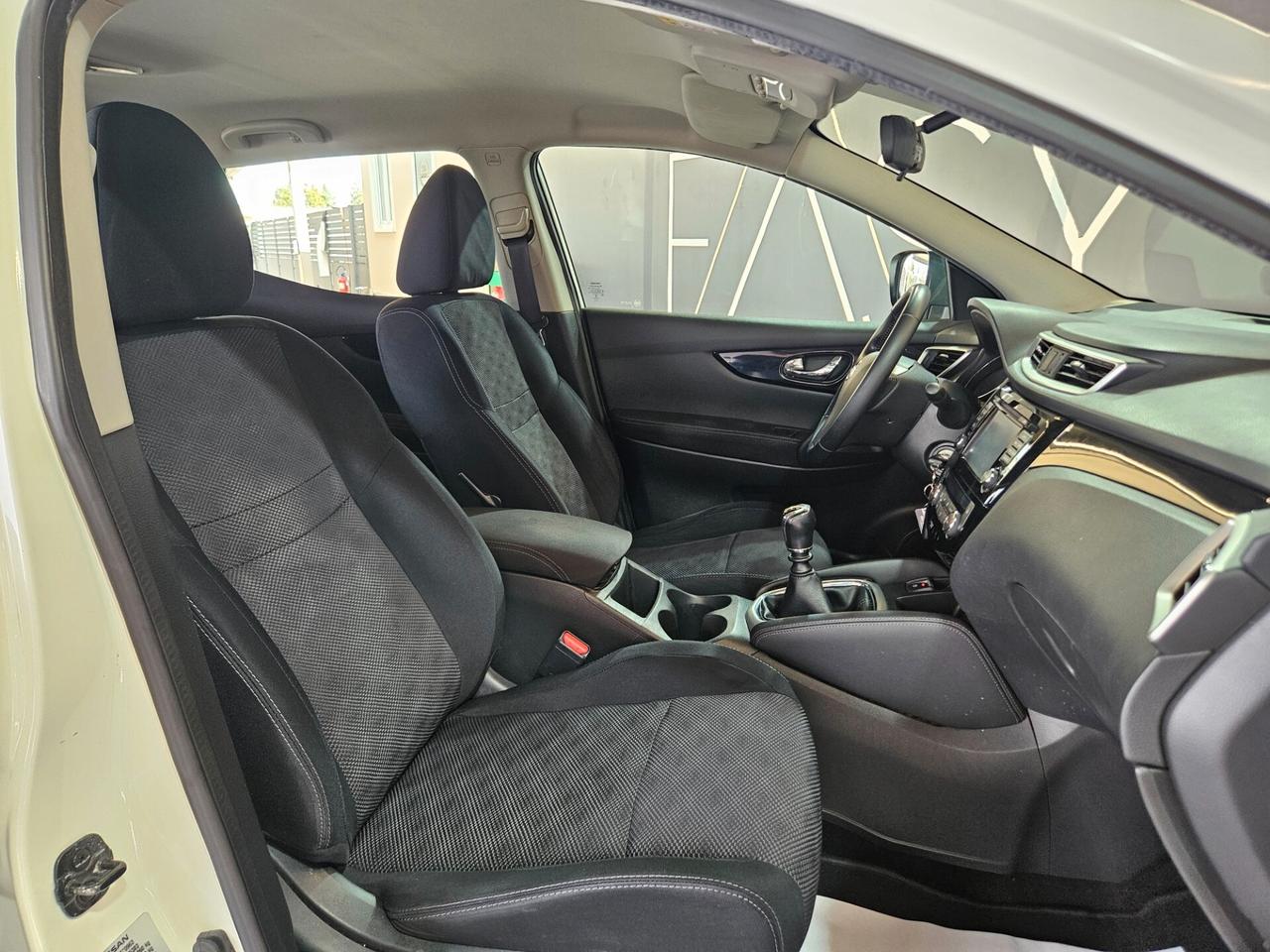 Nissan Qashqai 1.2 dig-t Visia 115cv