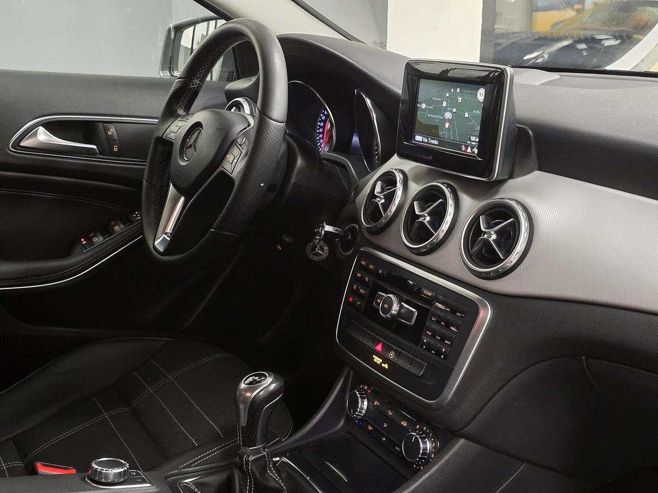 Mercedes-benz GLA 180 GLA-X156 D (cdi) SPORT_GARANZIA 12 MESI_SERVICE+FATTURE MERCEDES UFFICIALI_CINGHIA DISTRIBUZIONE SOS