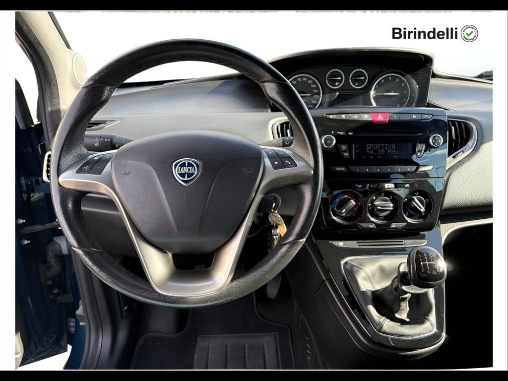 LANCIA Ypsilon 3ª serie - Ypsilon 1.2 69 CV 5 porte 30th Anniversary