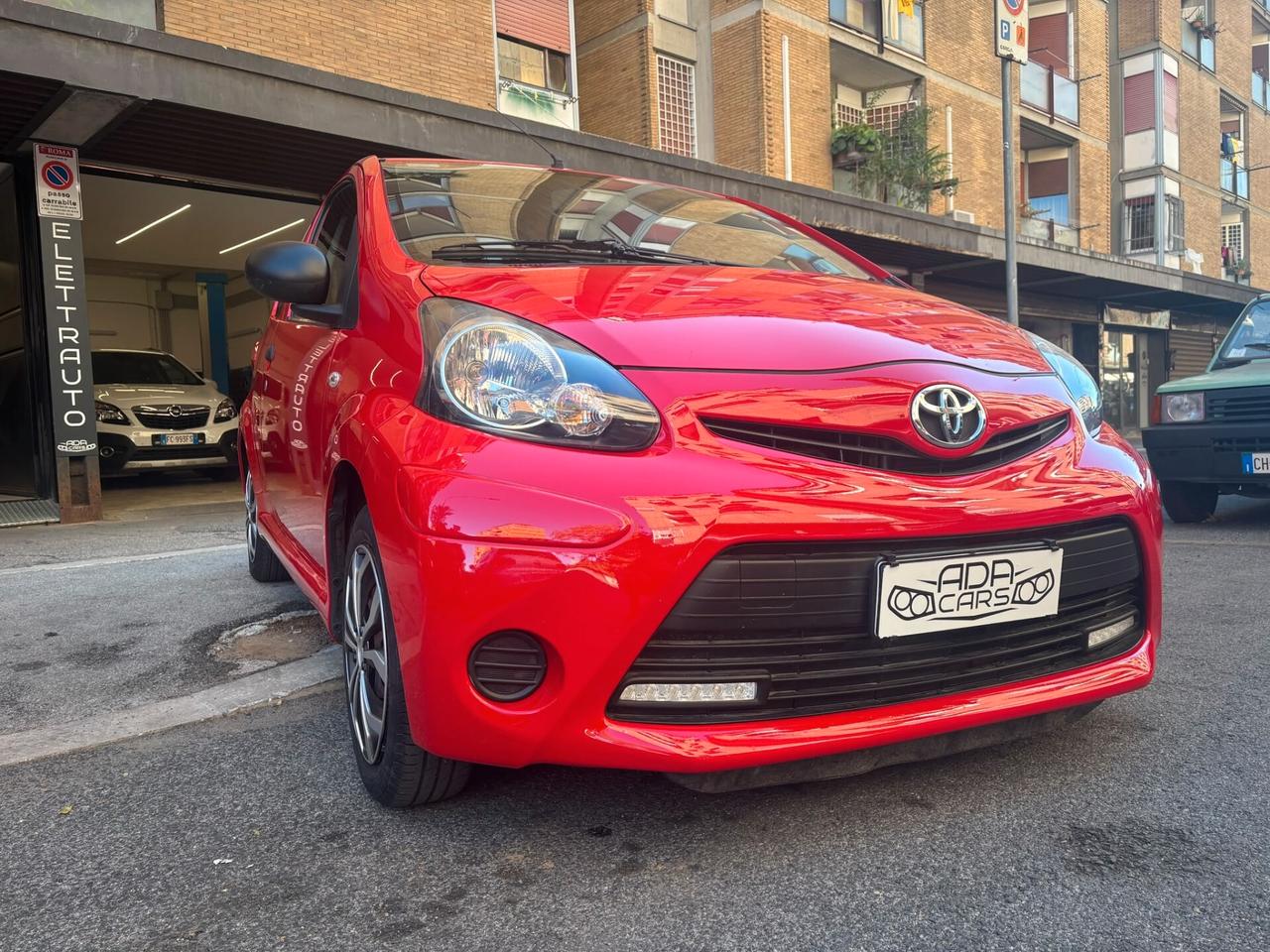 Toyota Aygo 1.0 - PASSAGGIO DI PROPRIETà INCLUSO
