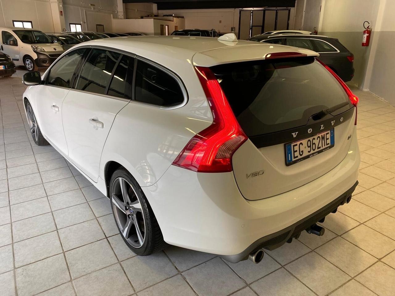 Volvo V60 D3 Geartronic R-design