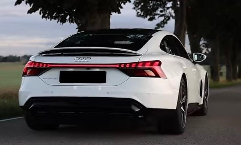 Audi E-tron GT quattro