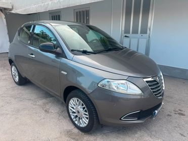 Lancia Ypsilon 0.9 TwinAir 85 CV 5 porte Metano Ecochic Elefantino